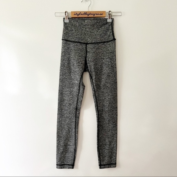 Lululemon Wunder Under Leggings - Picture 5 of 12